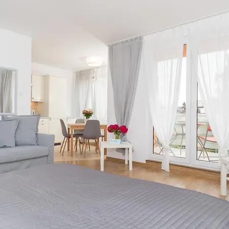 Jantar Apartamenty- Zielone Tarasy דירה