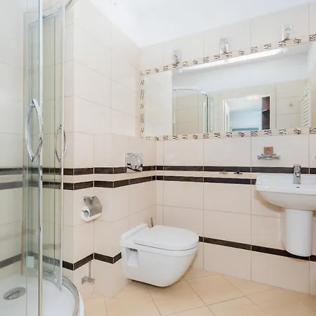Jantar Apartamenty- Zielone Tarasy דירה
